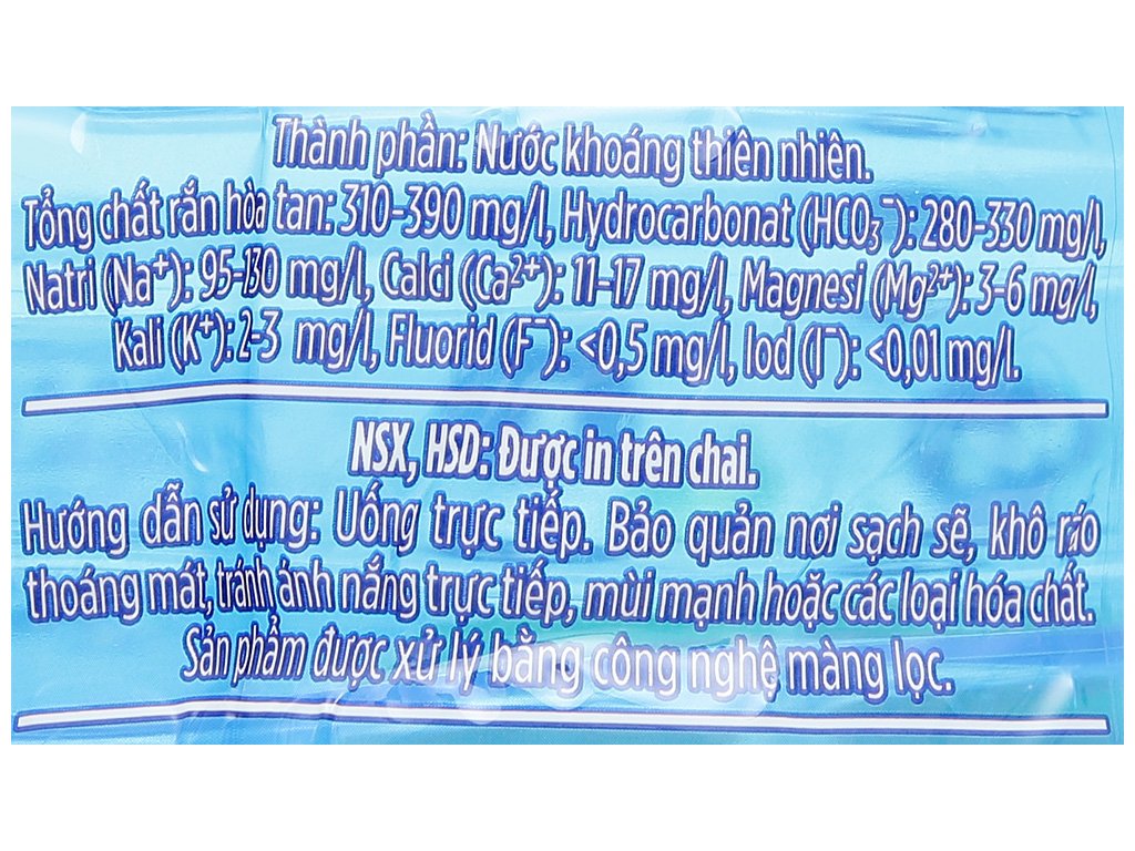 Thùng 4 chai nước khoáng La Vie (5)